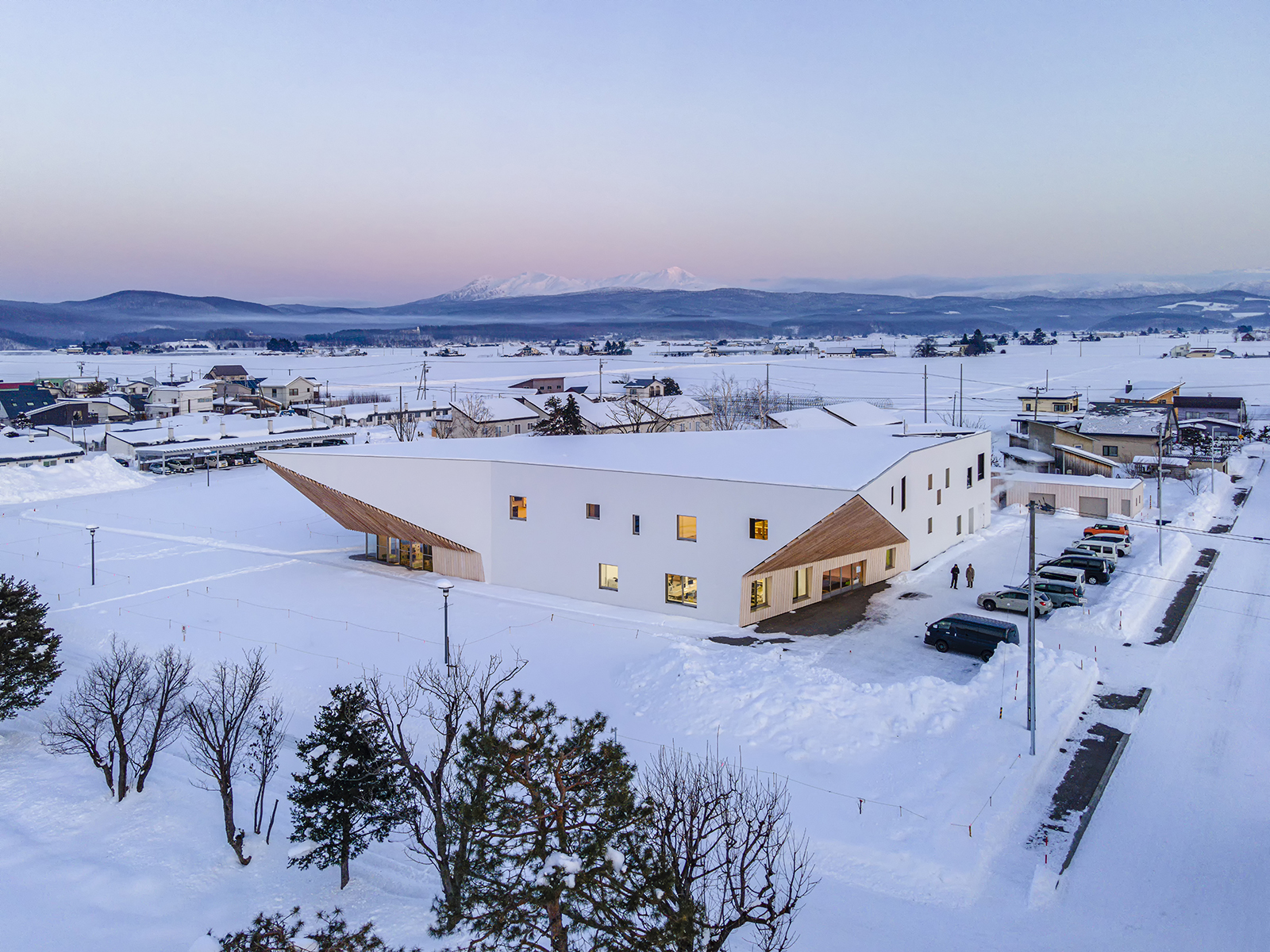 Higashikawa Town Community Plaza “Sorairo”