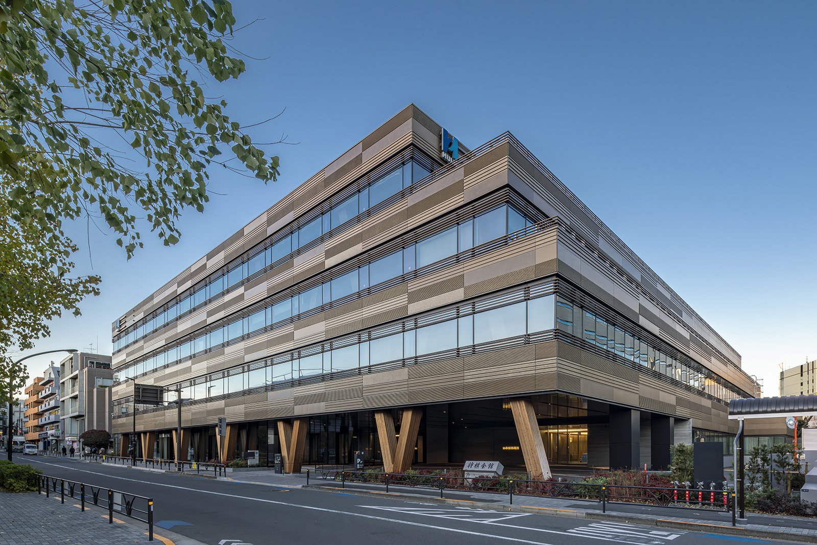 HULIC SHOGI-KAIKAN SENDAGAYA BUILDING