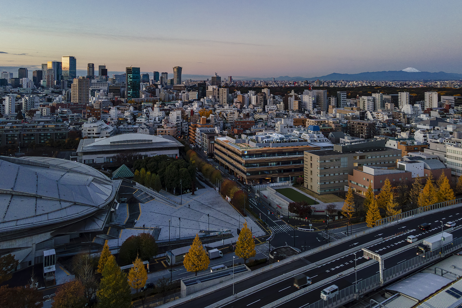 HULIC SHOGI-KAIKAN SENDAGAYA BUILDING