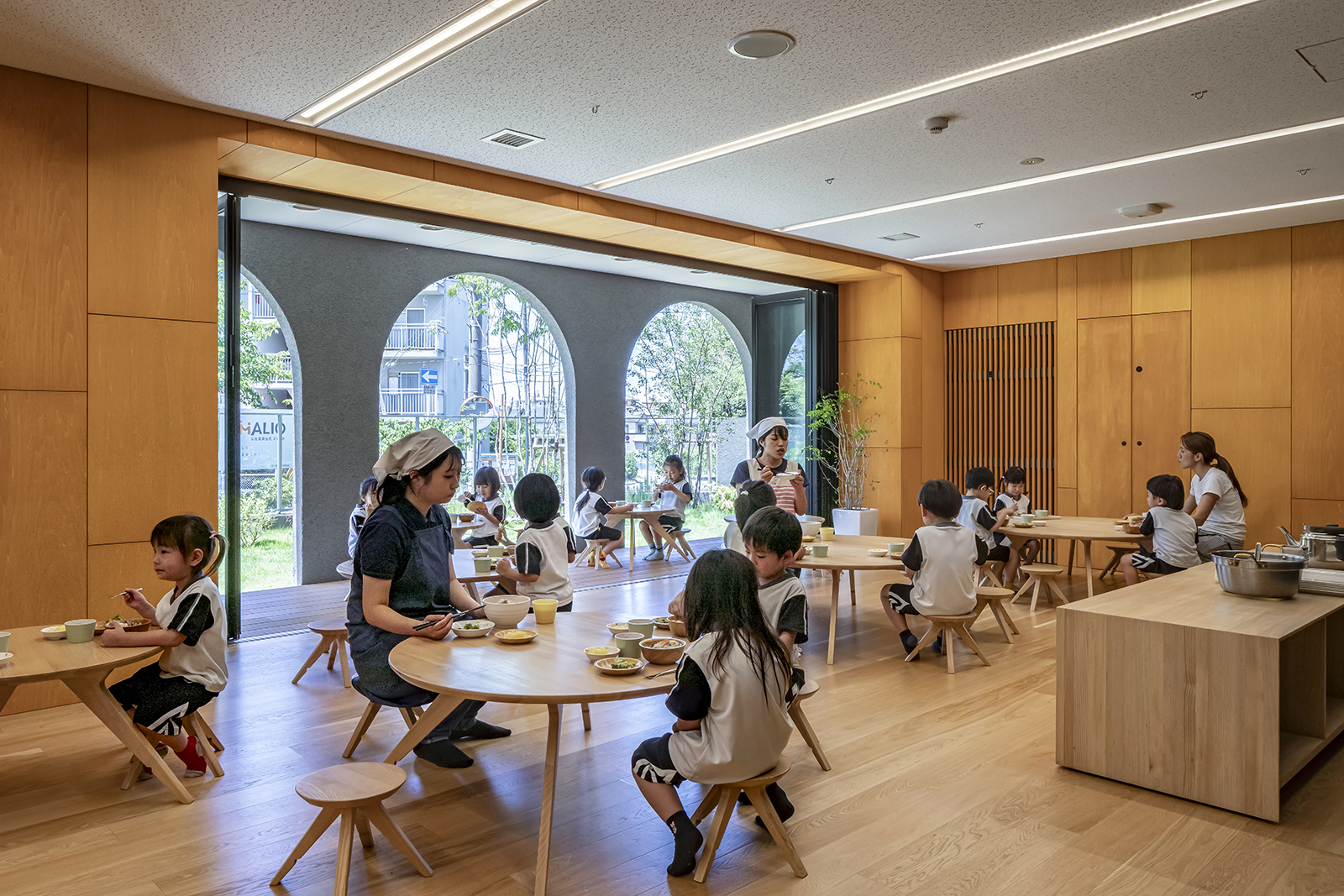 貝塚市中央こども園